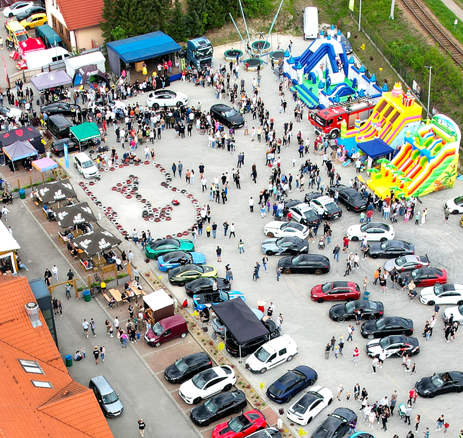 uslugi-dronem-wydarzenie-charytatywne-turbopomoc-sportowe-samochody Usługi dronem – wydarzenie charytatywne TurboPomoc z udziałem sportowych samochodów. profesjonalne usługi dronem i aparatem